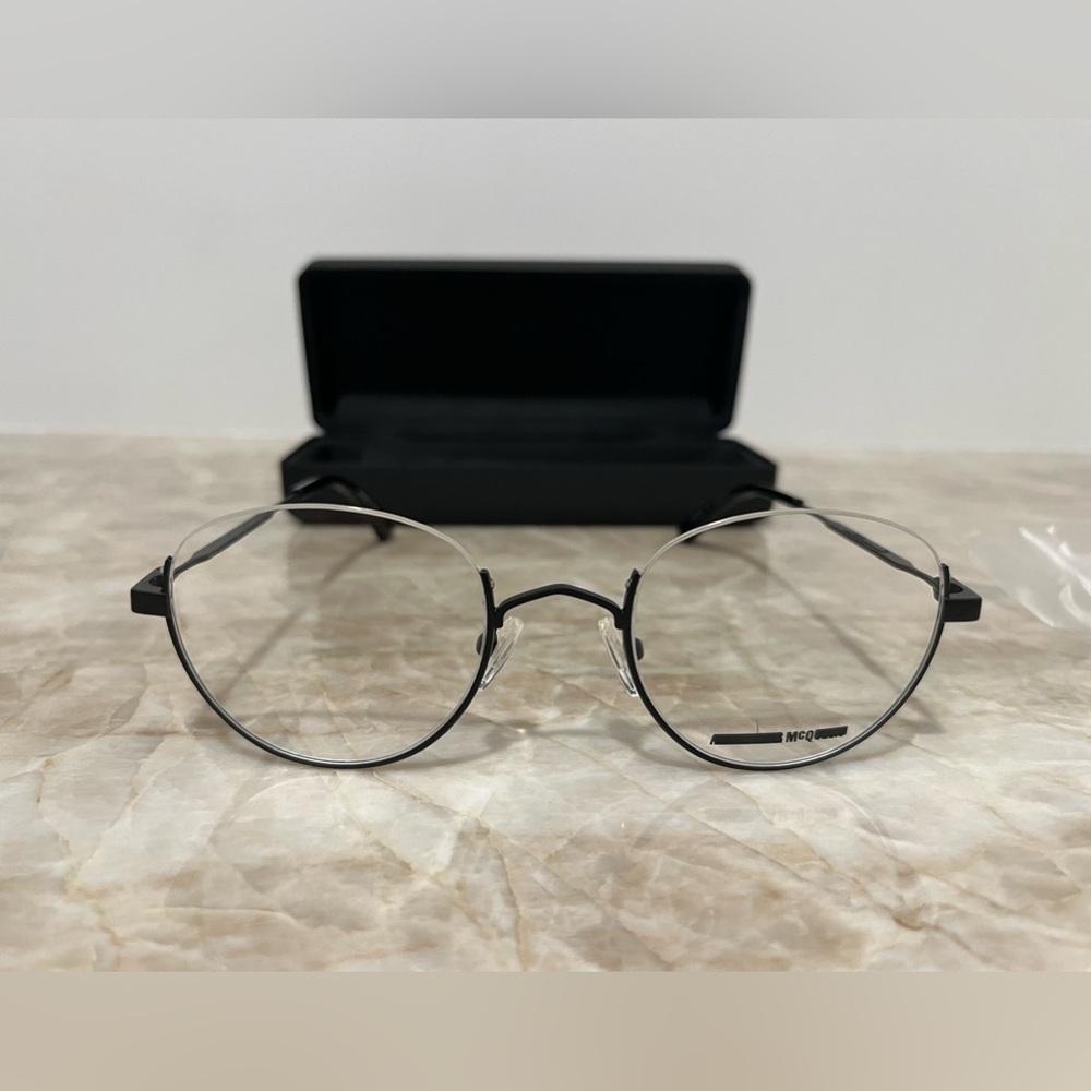 Black Round Metal Eyeglasses - Unbranded